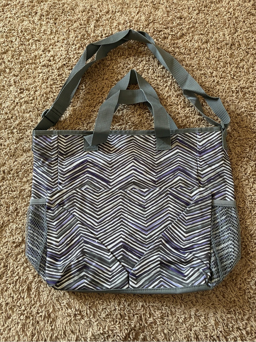 Thirty-One Crossbody Organizing Tote NWOT!